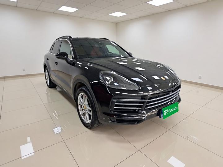 2019 Cayenne 3.0T photo 3