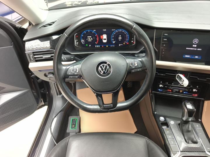 Passat 2021 330TSI Luxury photo 6