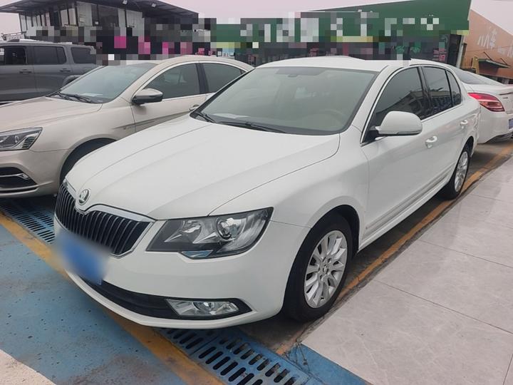 Superb 2013 1.8TSI AT