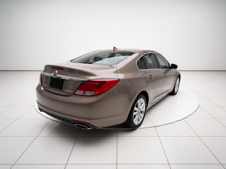 Regal 2012 2.0L Luxury photo 6