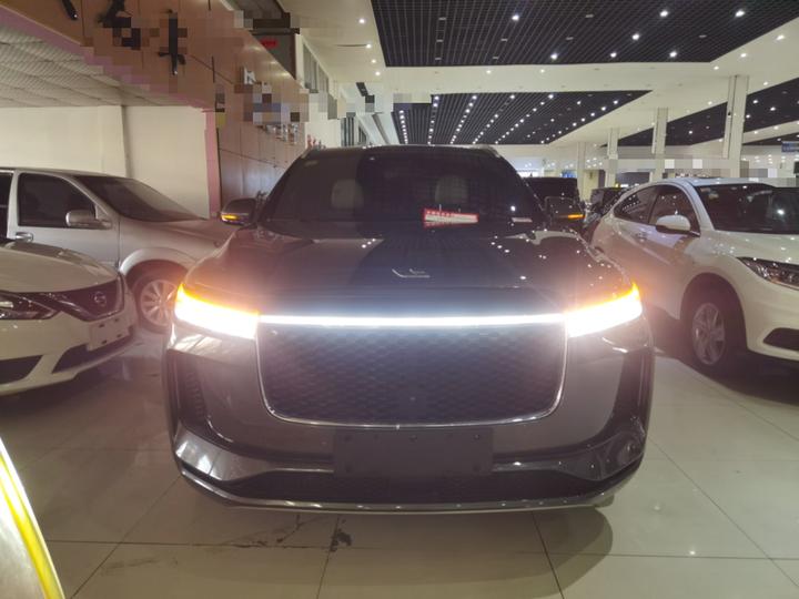 Li Auto ONE 2020 EREV 6-Seater photo 2