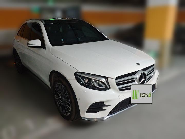GLC 2019 GLC 260 4MATIC Dynamic photo 3