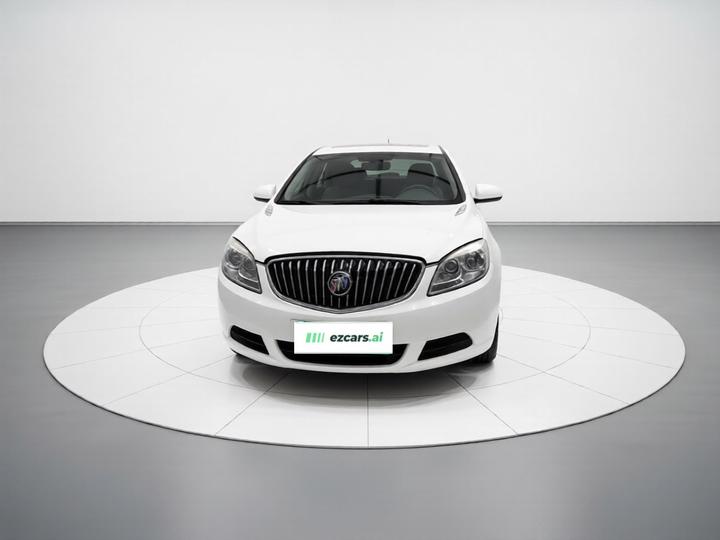 Excelle 2013 GT 1.6L MT Comfort photo 2
