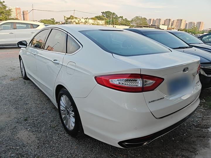 Mondeo 2013 2.0L GTDi200 Fashion photo 4