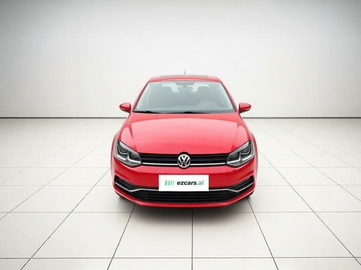 Polo 2016 1.6L AT Comfort photo 2