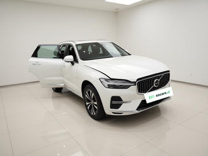 XC60 2024 B5 AWD Luxury photo 3
