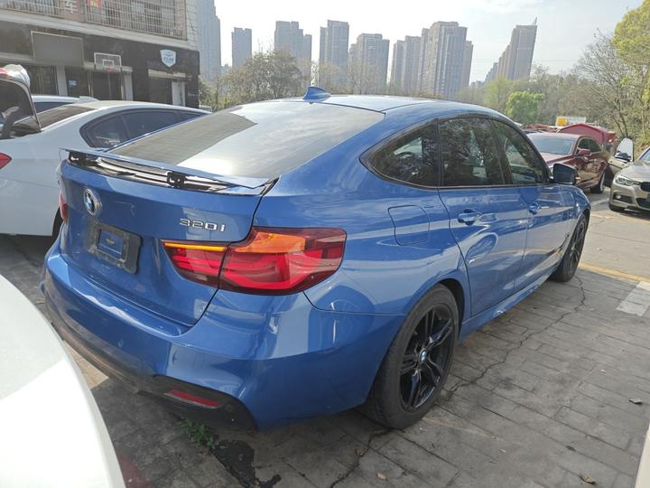 3 SeriesGT 2020 320i M Sport photo 4