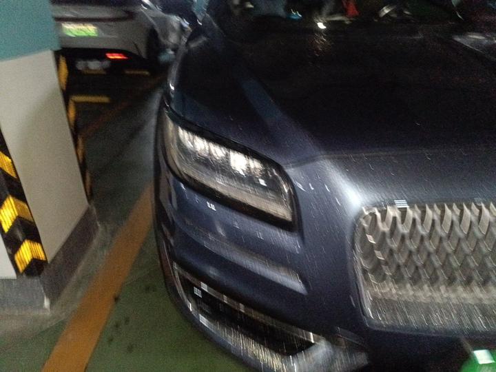 Nautilus Imported 2019 2.0T AWD China VI photo 7