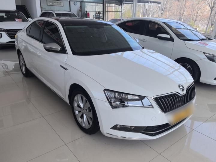 Superb 2016 TSI280 DSG photo 3