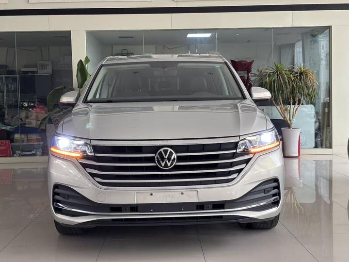 Viloran 2020 330TSI Luxury photo 2