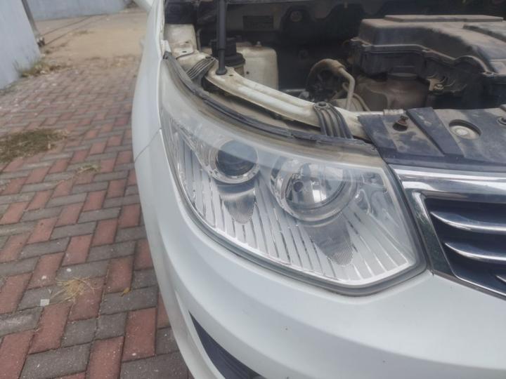 C3 2015 1.5L MT photo 7