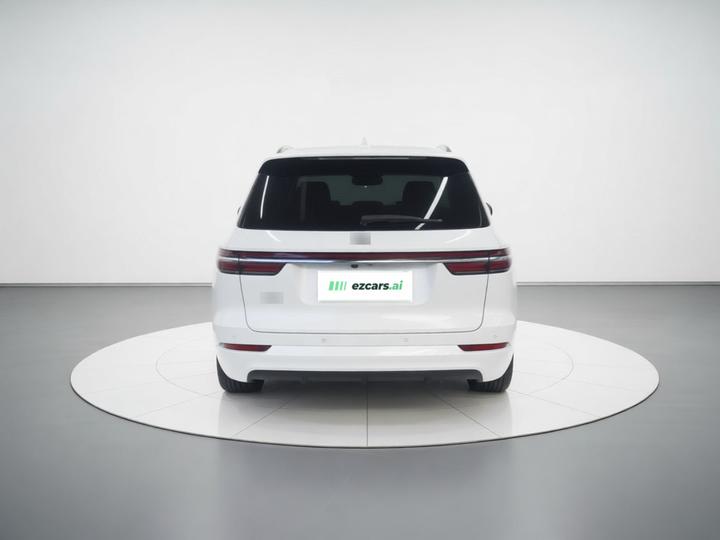 Li Auto ONE 2021 EREV 6-Seater photo 3