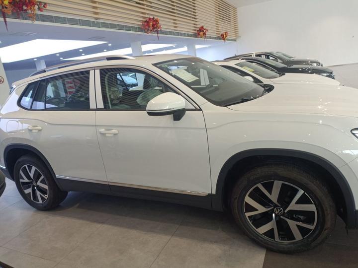 Tayron 2025 Facelift 300TSI photo 3