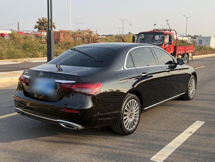E-Class 2023 Facelift E 300 L Fashion photo 6