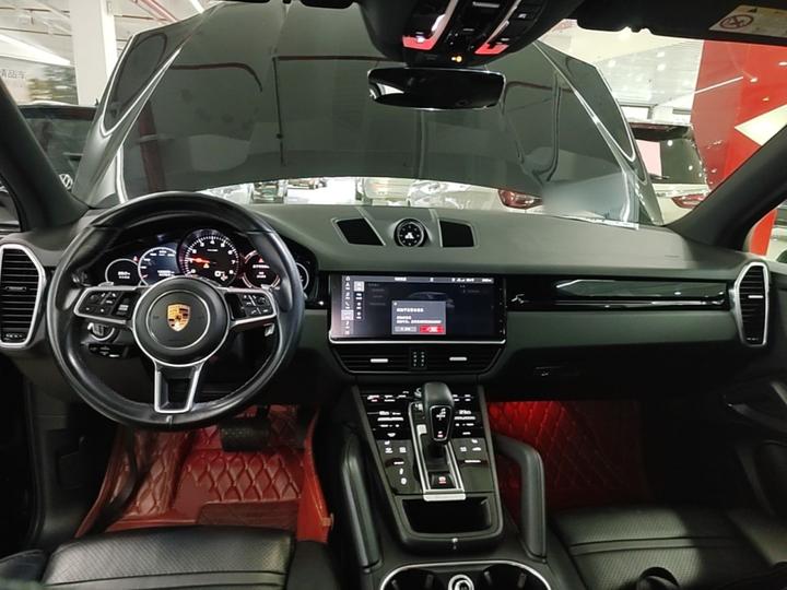 2018 Cayenne 3.0T photo 5