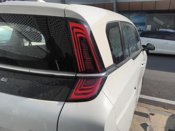 Bestune NAT 2023 PRO 425km photo 7