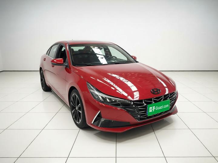 Elantra 2022 240TGDi DCT LUX Premium photo 2