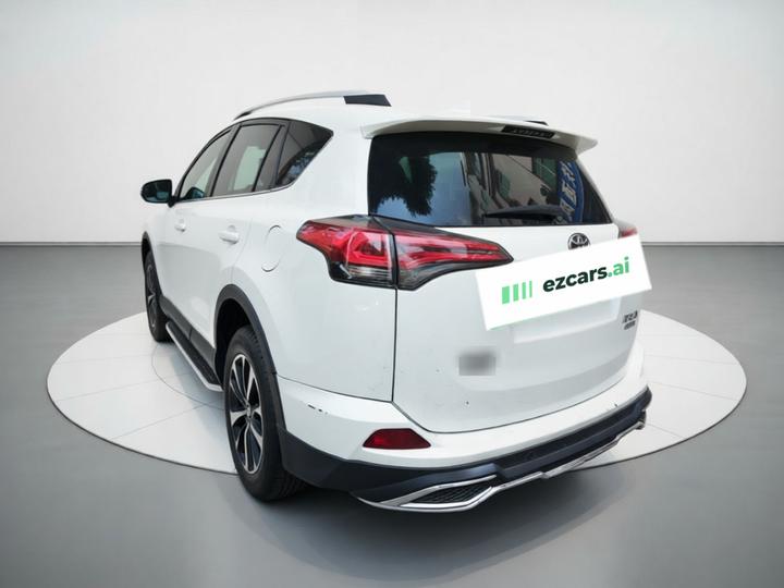 RAV4 2018 2.0L CVT RWD X photo 4