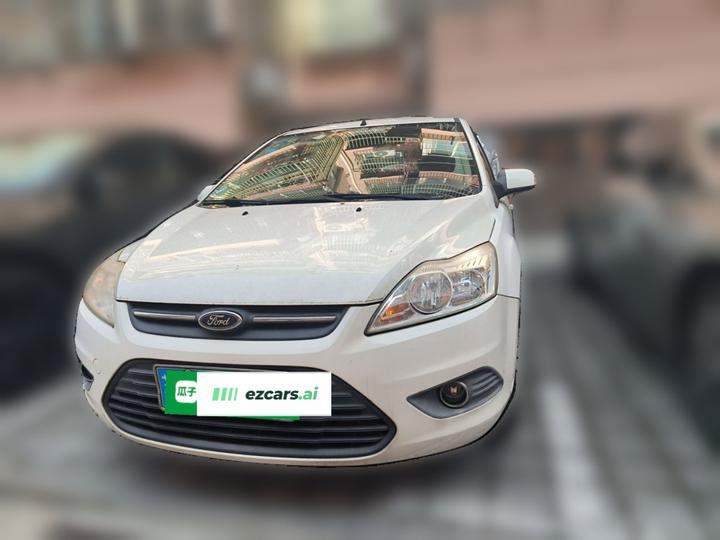 Focus 2013 Sedan Classic 1.8L AT photo 2