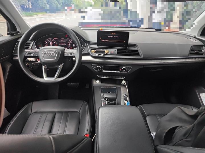 Q5L 2020 45 TFSI Exclusive Fashion photo 5