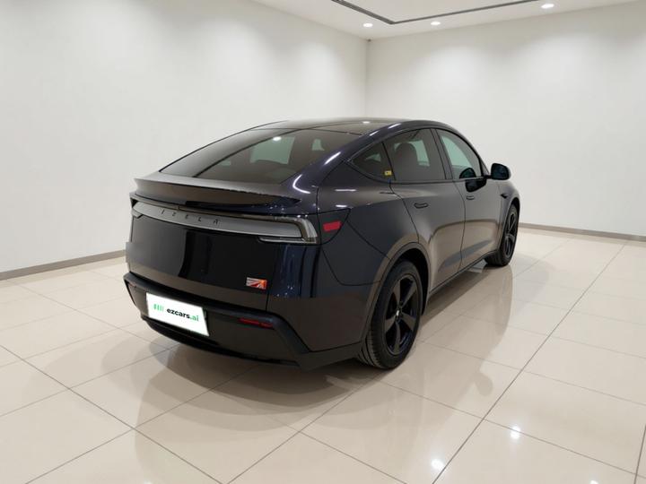 Model Y 2025 RWD photo 4