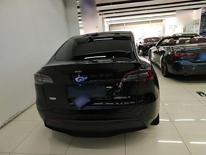 Model Y 2022 Facelift RWD photo 5