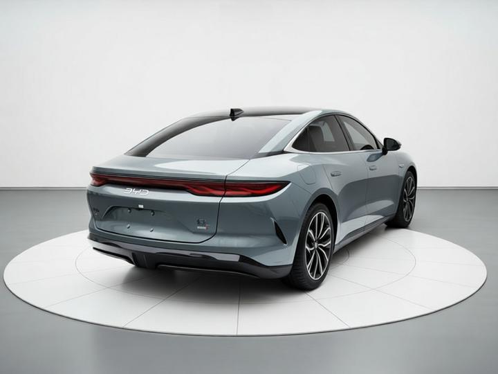 Han L 2025 EV 701KM LiDAR Exclusive photo 3