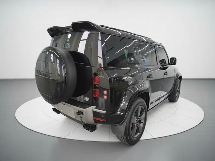 Defender 2024 110 3.0T P400 X-DYNAMIC HSE photo 4