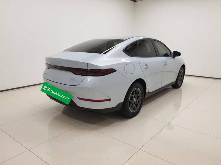 Qin PLUS 2025 DM-i ADAS 128KM Progressive photo 6