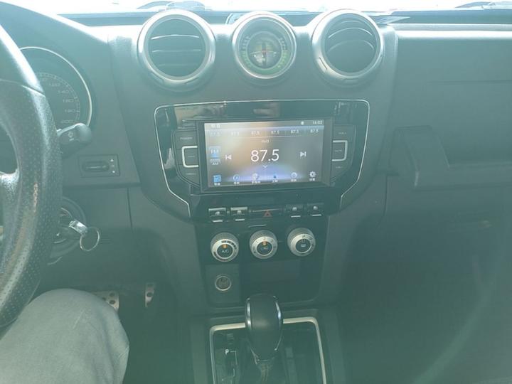 BJ40 2016 40L 2.3T AT AWD Exclusive photo 8