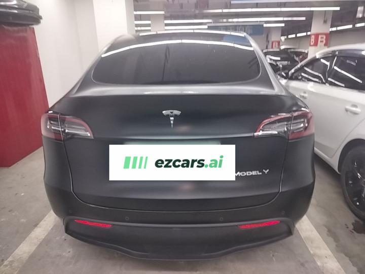 Model Y 2021 Long Range AWD photo 3