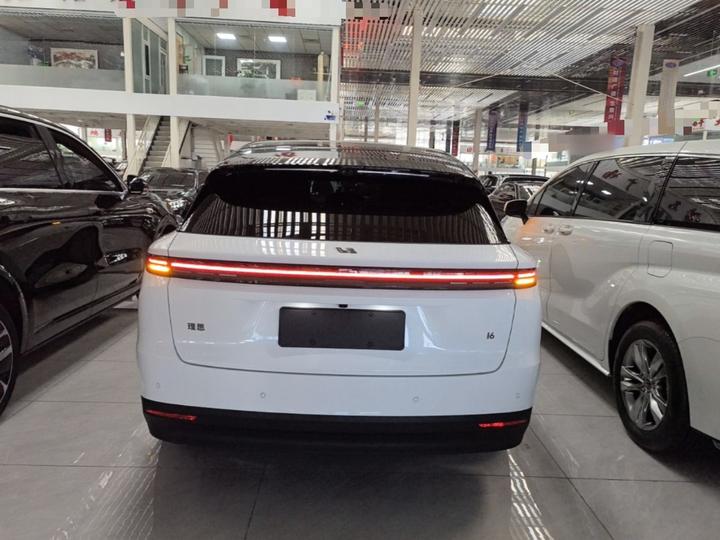 Li Auto i6 2025 RWD Standard photo 5
