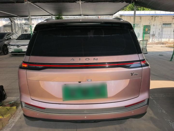 AION Y 2022 Plus 70 photo 3