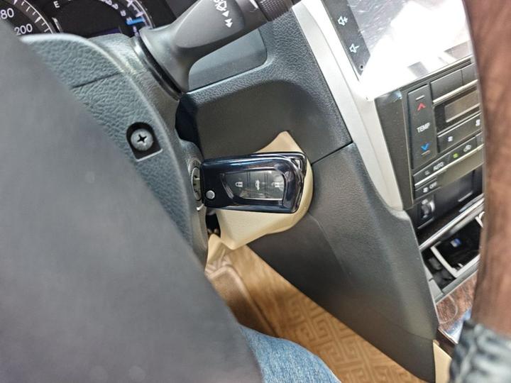 Camry 2015 2.0G Leading photo 8