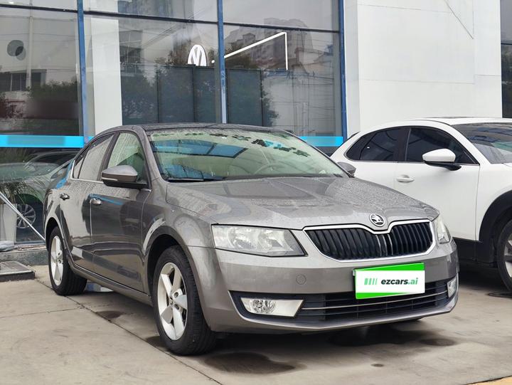 Octavia 2015 1.6L AT photo 3