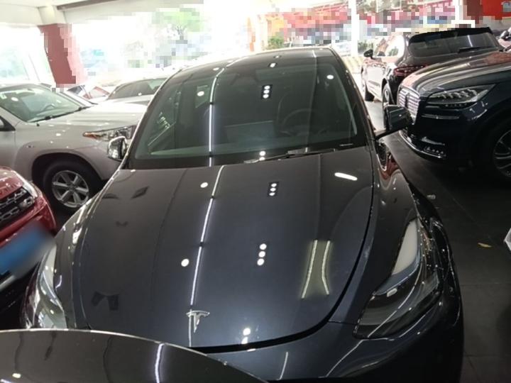 Model Y 2024 RWD photo 2