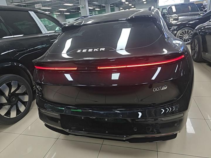 007GT 2026 RWD Max 103kWh photo 3