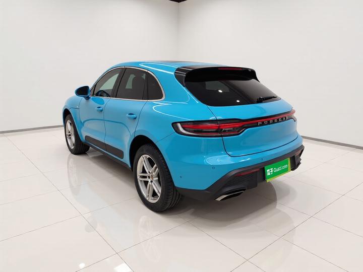 2022 Macan 2.0T photo 4