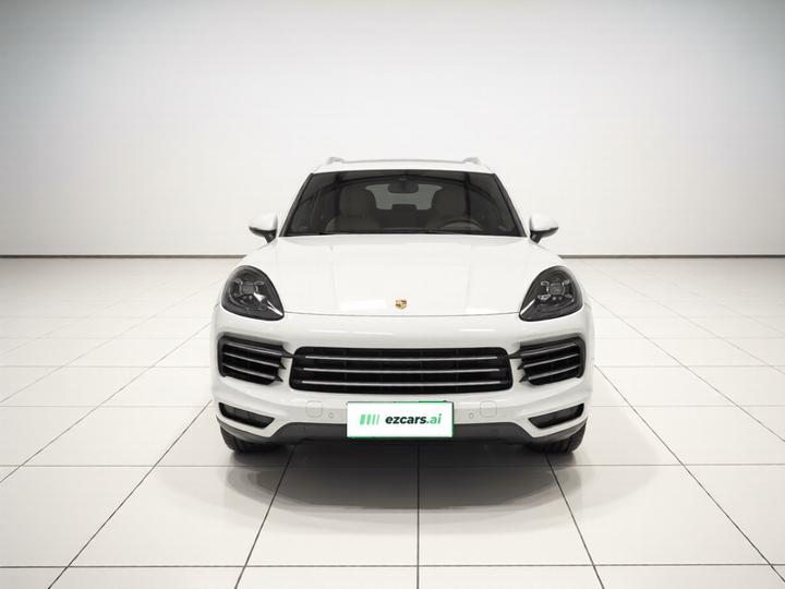 2018 Cayenne 3.0T photo 2