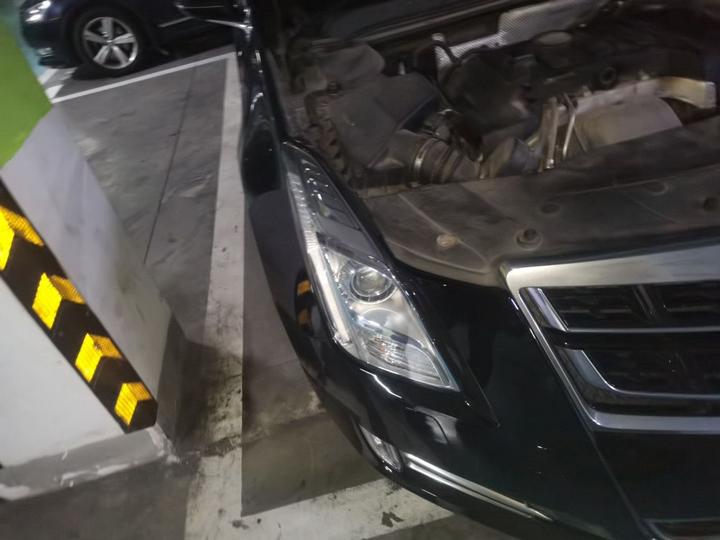 XTS 2017 28T Tech photo 7