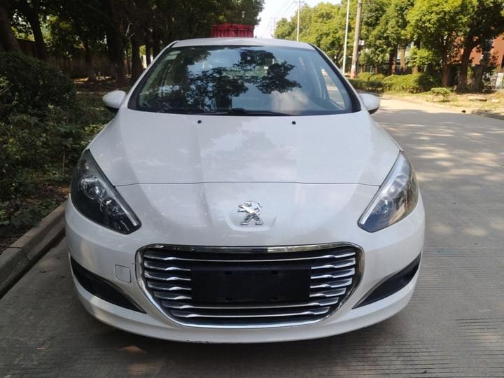 308 2014 Classic 1.6L MT photo 2