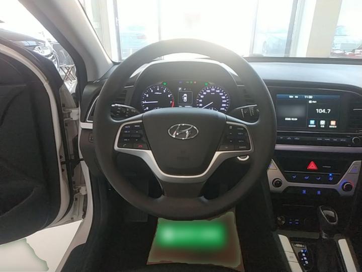 Elantra 2016 1.6L AT Smart Elite photo 6