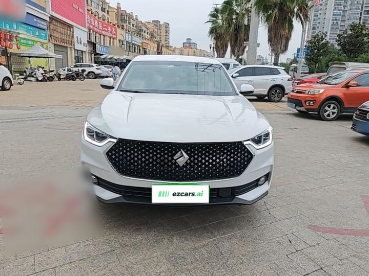 RC-6 2019 1.5T CVT 24 Luxury photo 2