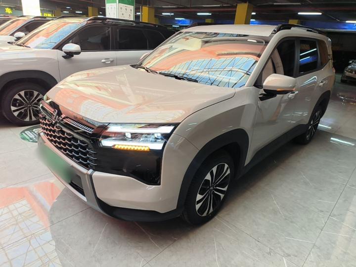 560 EV 2026 125km Luxury