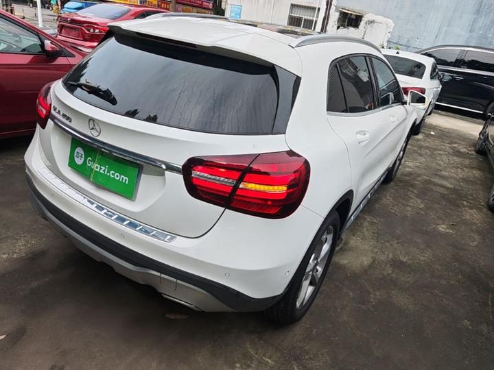 GLA 2018 GLA 200 Dynamic photo 4