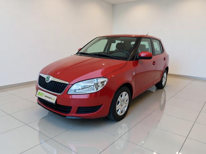 Fabia 2012 1.4L MT