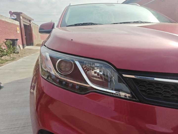 DX3 2018 1.5L MT Premium photo 7