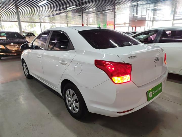 Verna 2017 1.4L MT Refresh Edition China VI photo 4