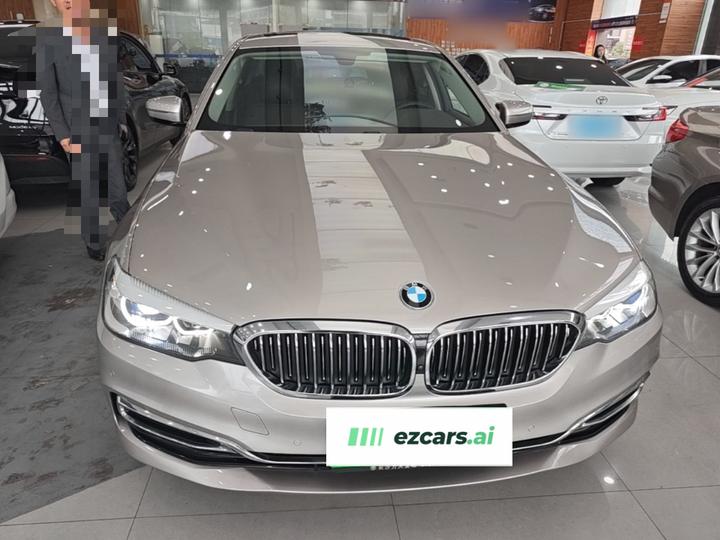 5 Series 2020 525Li Luxury photo 2