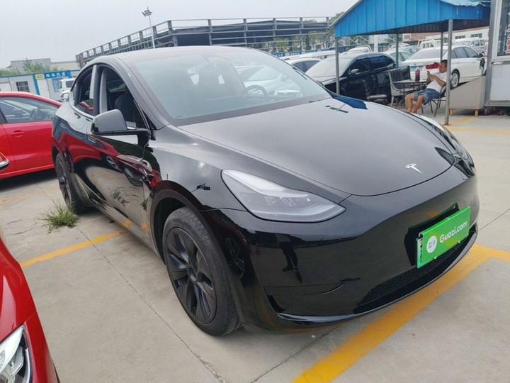 Model Y 2023 RWD photo 3